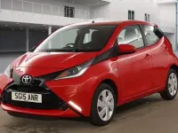 Używany Toyota Aygo X-play 69 KM (50 kW) 2015 Czerwony Hatchback