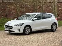Used Ford Focus Zetec 125 HP (91 kW) 2020 White Hatchback