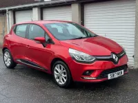 Used Renault Clio Dynamique 75 HP (55 kW) 2017 Red Hatchback