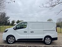 Used Nissan Primastar Tekna 110 HP (80 kW) 2022 White MPV