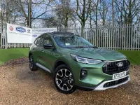 Usado Ford Kuga Active 243 CV (178 kW) 2025 Verde SUV