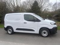 New Citroën Berlingo 100 HP (73 kW) 2025 White MPV