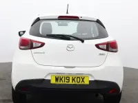 Used Mazda 2 75 HP (55 kW) 2019 White Hatchback