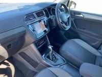 Begagnad VW Tiguan Active 150 HK (110 kW) 2022 Grå SUV