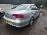 Usado VW Passat S 105 HP (77 kW) 2014 Prateado Sedan