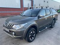 Used Mitsubishi L200 178 HP (130 kW) 2015 Green Pickup