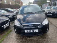 Käytetty Ford C-MAX Titanium 2011 Musta Tila-auto