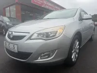 Used Vauxhall Astra 165 HP (121 kW) 2011 Silver Estate