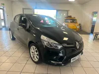 Used Renault Clio Dynamique 75 HP (55 kW) 2018 Black Hatchback