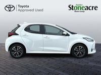 Used Toyota Yaris Hybrid Design 116 HP (85 kW) 2023 White Hatchback