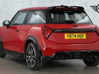 Used Mini Cooper S Hatch 201 HP (147 kW) 2024 Red Hatchback