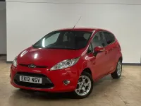 Used Ford Fiesta Zetec 70 HP (51 kW) 2012 Red Hatchback