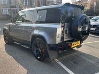 Used Land Rover Defender 404 HP (297 kW) 2024 SUV