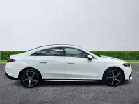 Usado Mercedes CLA 250+ AMG line 200 kW (272 HP) 2025 Branco Sedan