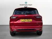 Begagnad Ford Kuga ST-Line 240 HK (176 kW) 2024 Röd SUV