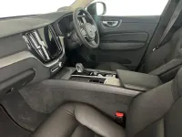 Used Volvo XC60 Core 250 HP (183 kW) 2022 Grey SUV