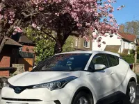 Used Toyota C-HR 2019 White SUV
