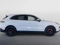 Used Porsche Cayenne 441 HP (324 kW) 2019 White SUV