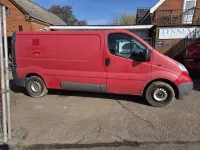 Used Vauxhall Vivaro 90 HP (66 kW) 2013 Red MPV