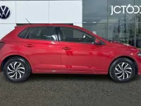 Used VW Polo Life 95 HP (69 kW) 2023 Red Hatchback