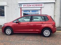 Used VW Golf Sportsvan S 108 HP (79 kW) 2015 Red MPV