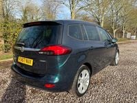 Used Vauxhall Zafira Tourer SRi 140 HP (102 kW) 2017 Green MPV