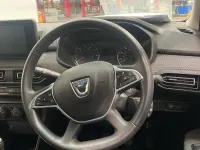 Usado Dacia Sandero Comfort 91 CV (66 kW) 2022 Blanco Utilitario