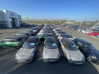 Used Mini Cooper SE Hatch 2021 British racing green iv Hatchback