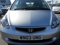 Begagnad Honda Jazz 2003 Halvkombi
