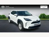 Used Toyota Yaris 2024 White Hatchback