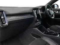 Used Volvo XC40 R-Design 194 HP (142 kW) 2020 Black SUV