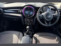 Used Mini Cooper Classic 134 HP (98 kW) 2019 Black Hatchback