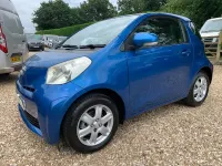 Used Toyota iQ 70 HP (51 kW) 2010 Blue Hatchback