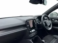 Used Volvo XC40 Ultra 163 HP (119 kW) 2025 Silver dawn SUV