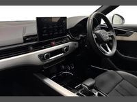 Used Audi A4 S-Line 200 HP (147 kW) 2024 White Estate