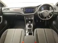 Begagnad VW T-Roc Design 115 HK (84 kW) 2019 Vit SUV