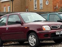 Used Nissan Micra S 60 HP (44 kW) 2001 Red Hatchback