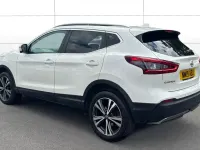 Used Nissan Qashqai N-Connecta 140 HP (102 kW) 2019 White SUV