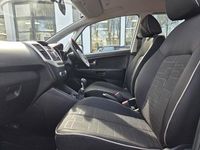 Used Kia Venga 128 HP (94 kW) 2016 White Hatchback