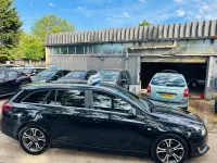Used Vauxhall Insignia Edition 170 HP (125 kW) 2015 Black Estate