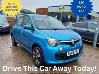 Usado Renault Twingo Play 70 HP (51 kW) 2015 Azul Citadino