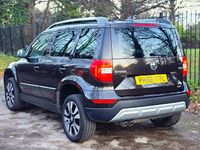 Used Skoda Yeti 150 HP (110 kW) 2016 Brown SUV