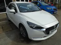Used Mazda 2 Inclusive 90 HP (66 kW) 2021 White Hatchback