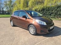 Used Toyota Yaris 2013 Brown Hatchback