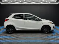 Used Mazda 2 Edition 2014 White Hatchback