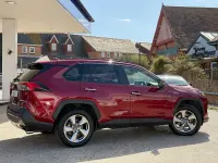 Used Toyota RAV4 218 HP (160 kW) 2019 Red SUV