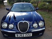 Usado Jaguar S-Type SE 241 HP (177 kW) 2002 Azul Sedan