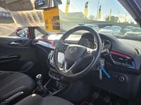 Used Vauxhall Corsa SRi 90 HP (66 kW) 2018 Red Hatchback