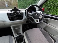 Used VW up! Beats 65 HP (47 kW) 2023 Black Hatchback