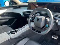 Used Peugeot e-3008 GT 152 kW (207 HP) 2025 White SUV